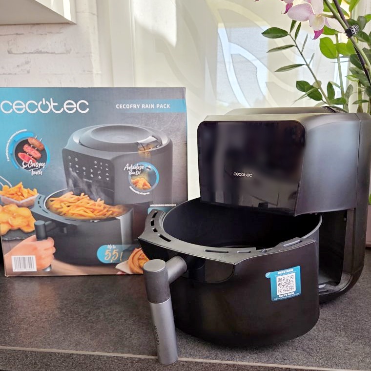 Cecotec Airfryer mit Öl-Sprühfunktion