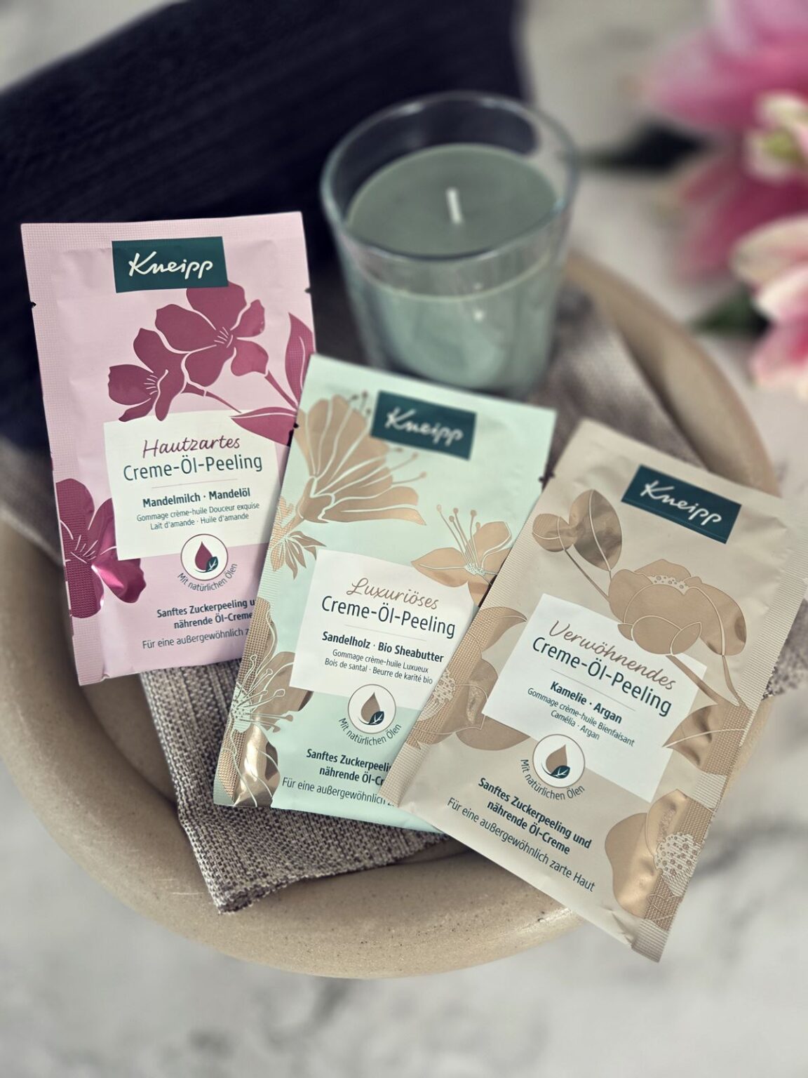 Zarte Haut mit Kneipp Creme-Öl-Peelings