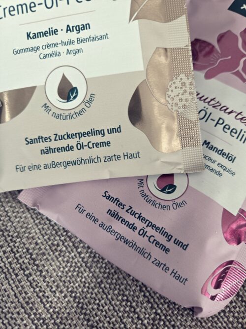 Zarte Haut mit Kneipp Creme-Öl-Peelings